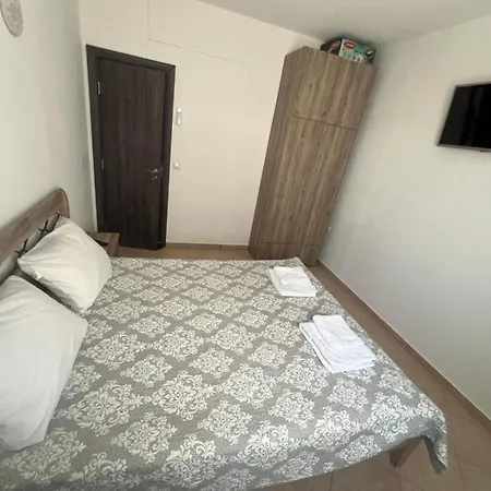 Irdis Garden Appartement *